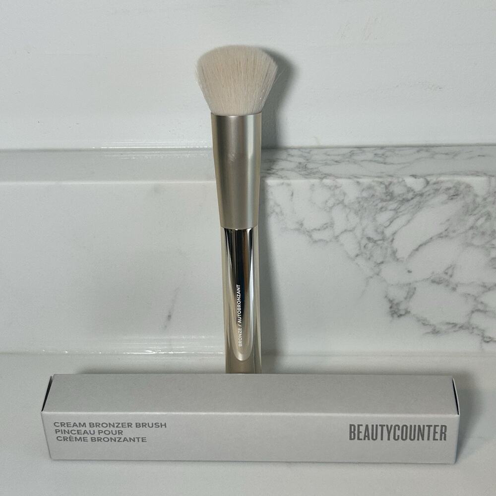 Beautycounter Cream Bronzer Brush New in Box